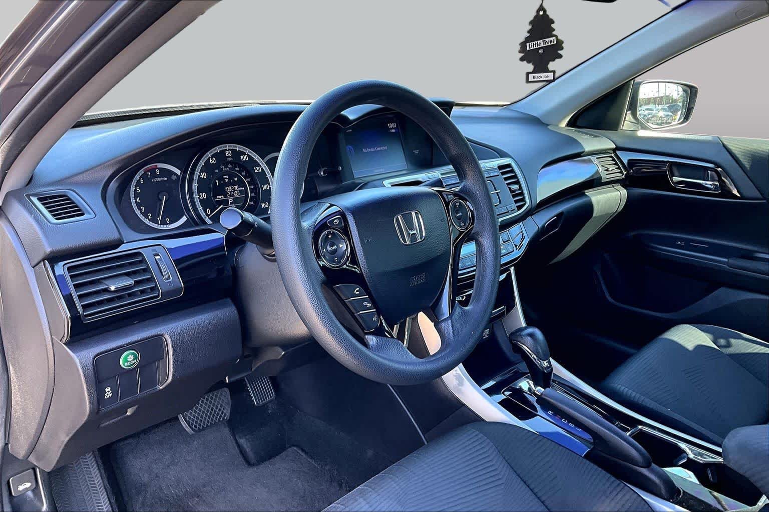 Used 2017 Modern Steel Metallic Honda LX image 17