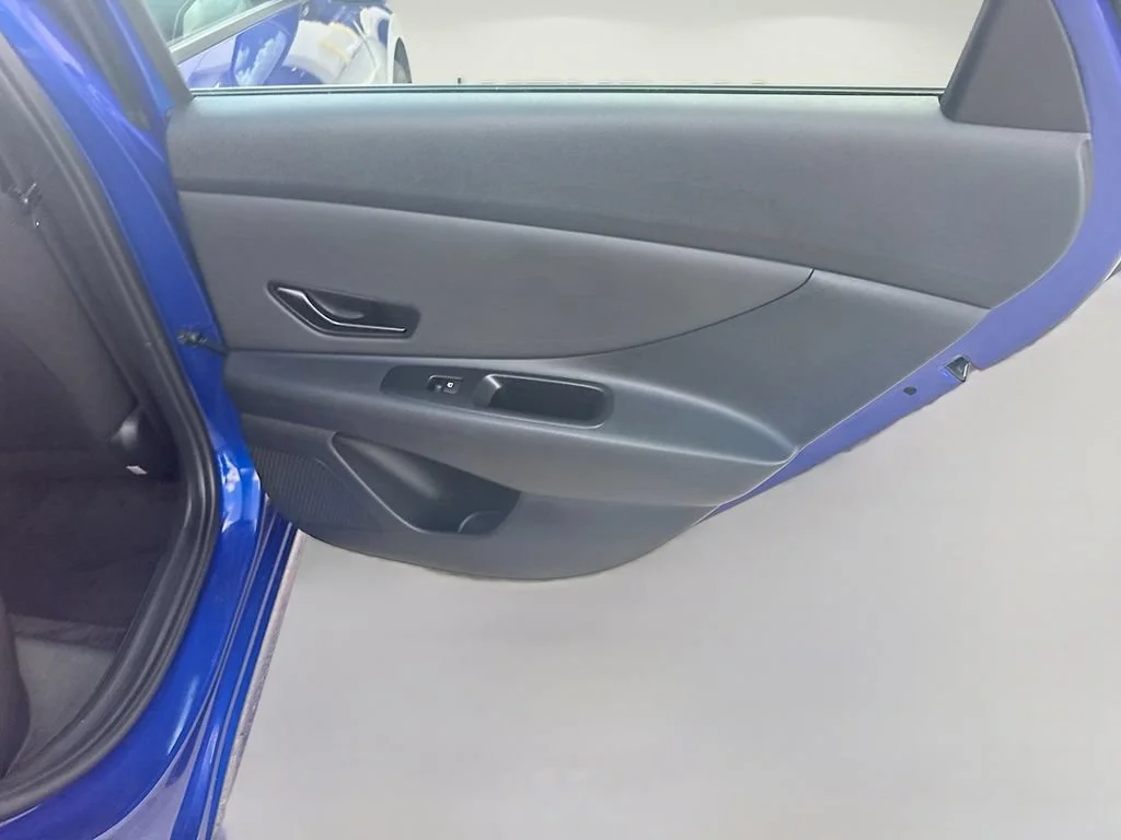 Used 2026 Intense Blue Hyundai SEL Sport image 27