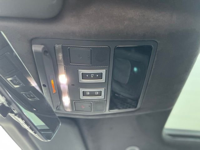 Used 2025 Santorini Black Metallic Land Rover V8 image 22