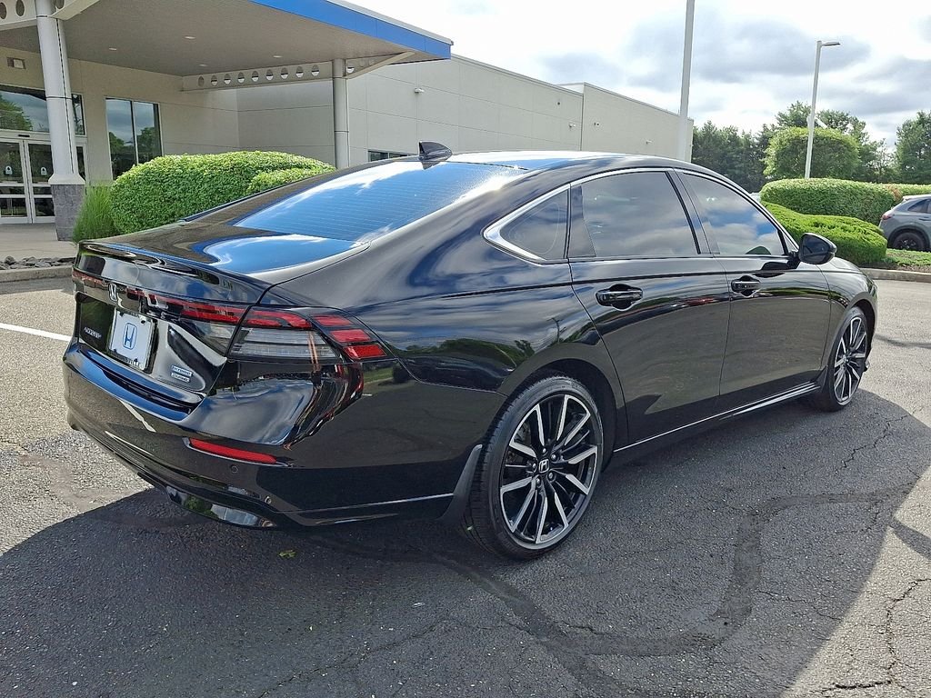 2023 Honda Accord Hybrid Touring - Photo 6