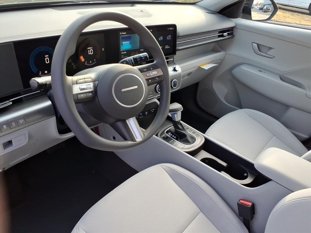 Used 2026 Abyss Black Pearl Hyundai SE image 8