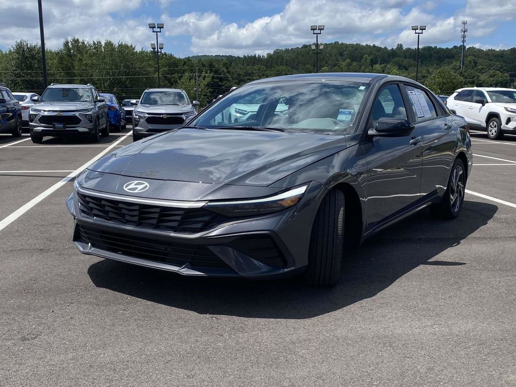 Certified Used 2025 Gray Hyundai SEL Sport image 7