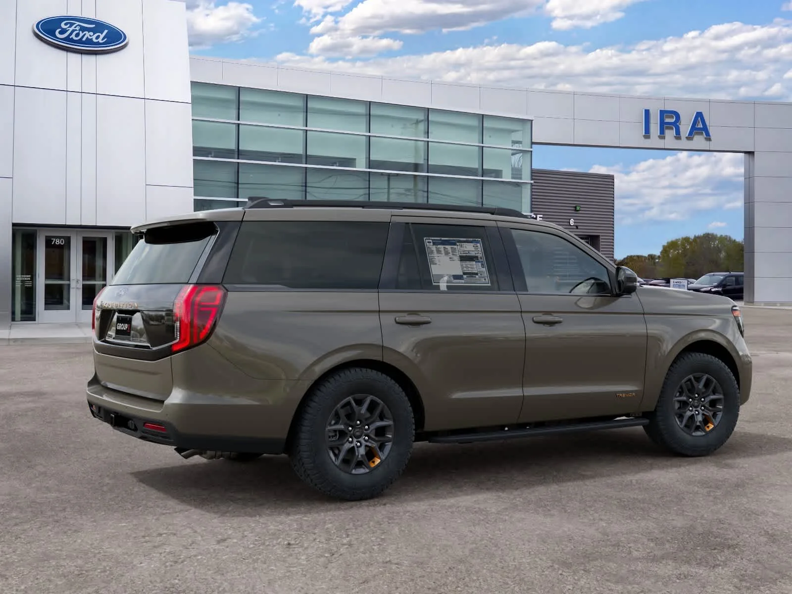 New 2027 Marsh Gray Ford Tremor® image 6