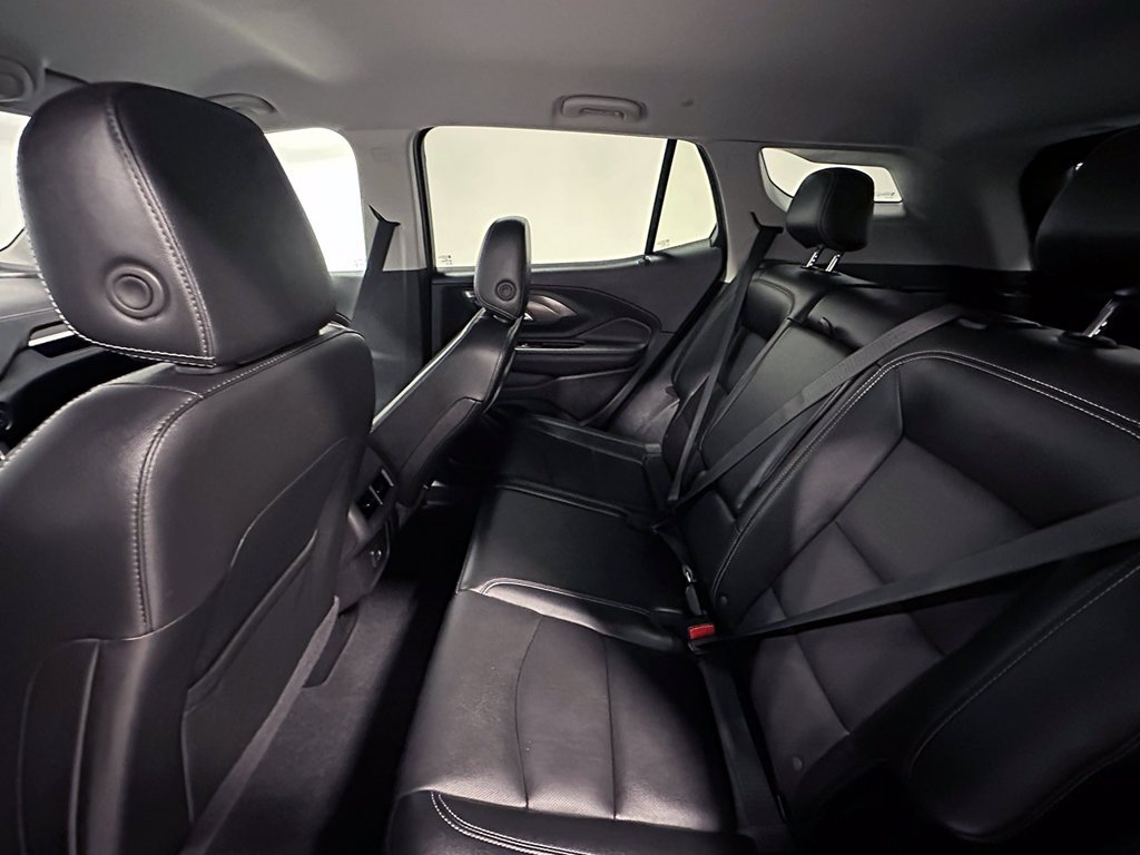 Used 2024 Blue GMC SLT image 19