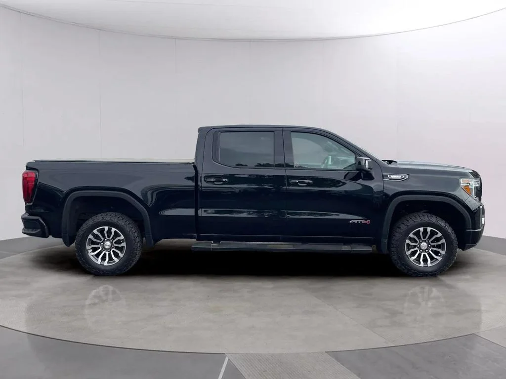Used 2021 Ebony Twilight Metallic GMC AT4 image 6