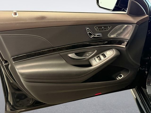Used 2019 Black Mercedes-Benz S 560 image 15