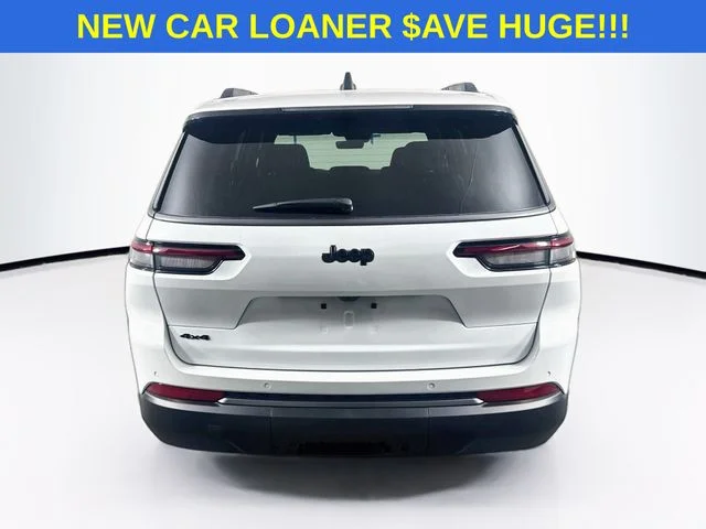 New 2026 Bright White Clear-Coat Exterior Paint Jeep Laredo image 6