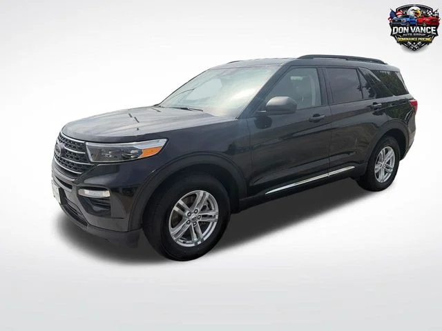 2023 Ford Explorer XLT 4WD's photo