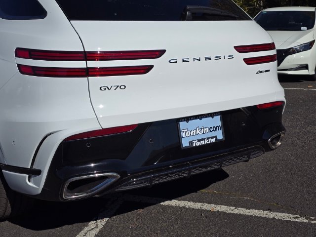 Used 2026 Alta White Genesis 3.5T Sport Prestige image 6