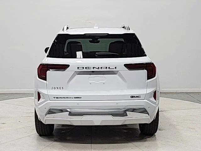 2026 GMC Terrain Denali - Photo 6