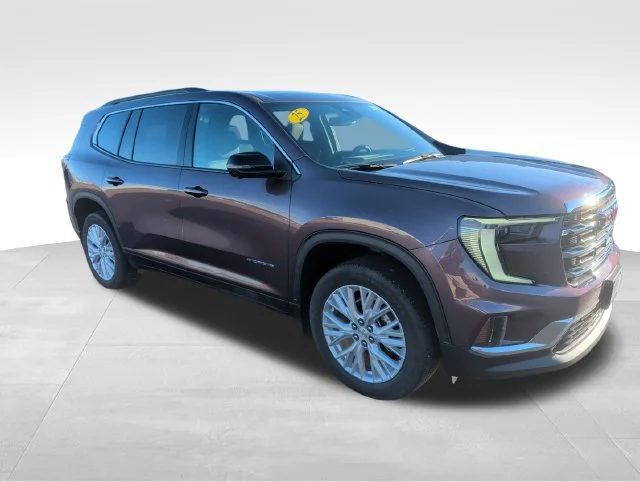Used 2025 Crystal Metallic GMC Elevation image 9