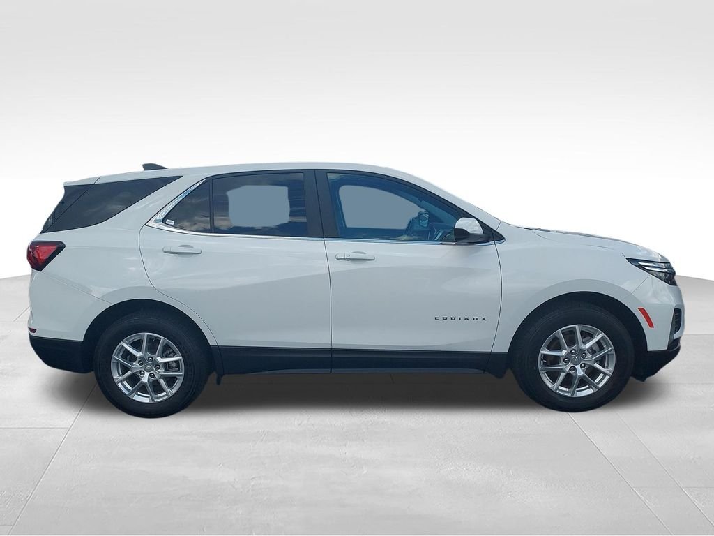 Used 2022 White Chevrolet LT image 6