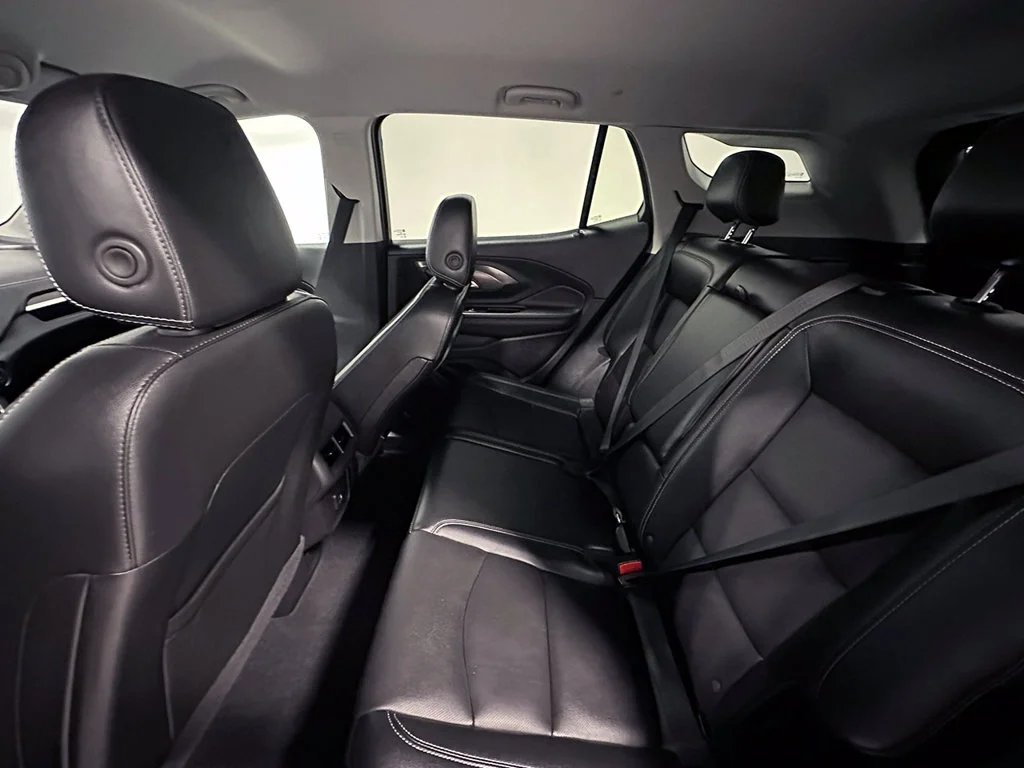 Used 2024 Blue GMC SLT image 19
