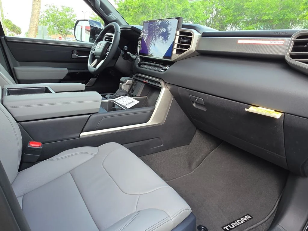 2026 Toyota Tundra Limited - Photo 13