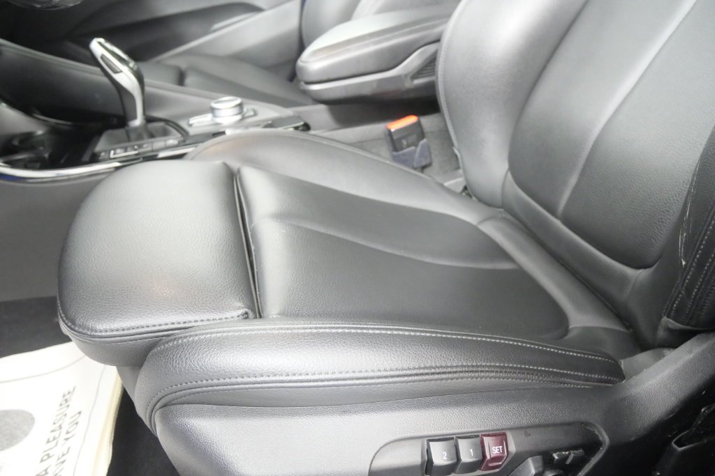 Used 2021 Misano Blue Metallic BMW xDrive28i image 10