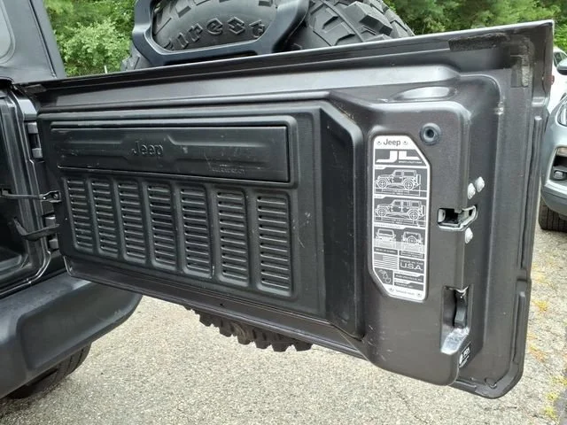 Used 2021 Gray Jeep Willys 4x4 image 16