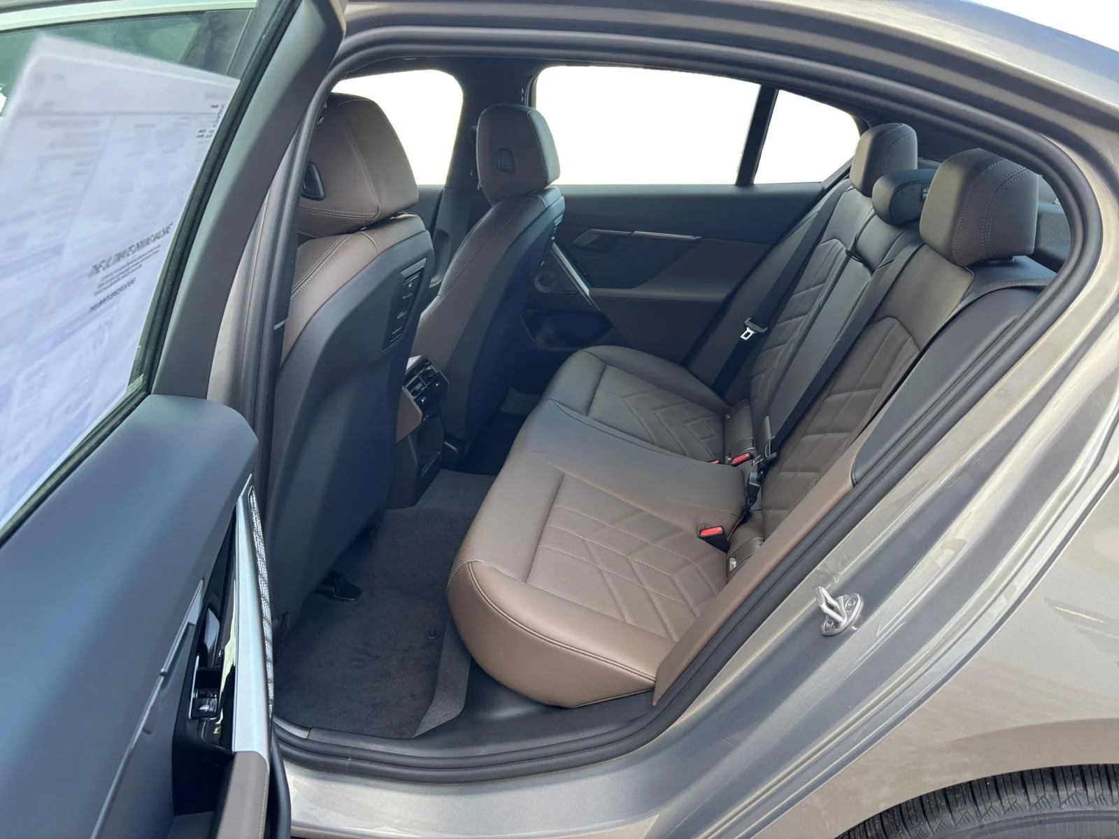 2026 BMW 5 Series 530i - Photo 23