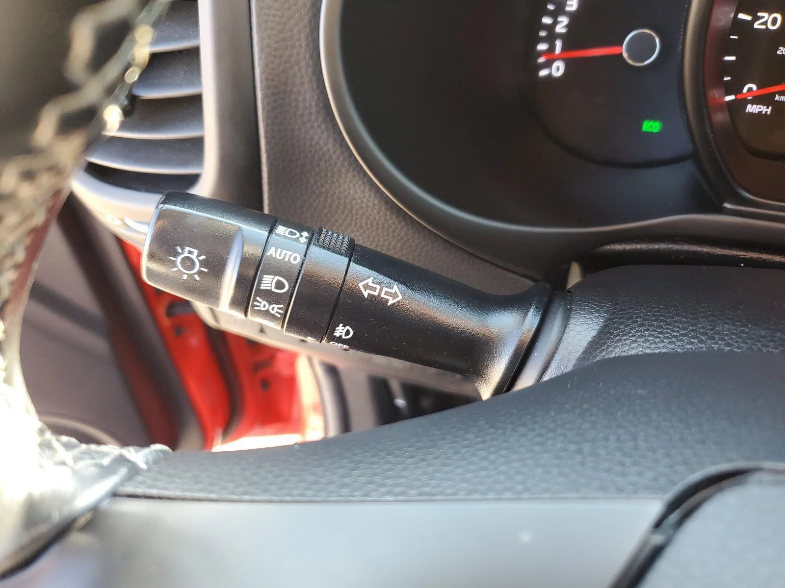 Used 2018 Red Kia Plus image 24