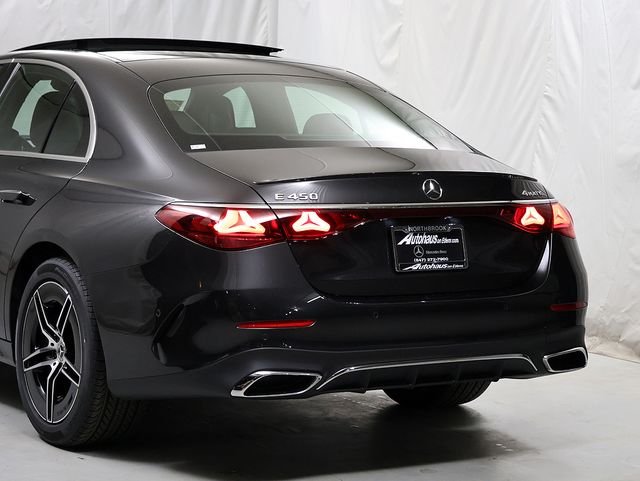 New 2026 Graphite Grey Metallic Mercedes-Benz E 450 image 8