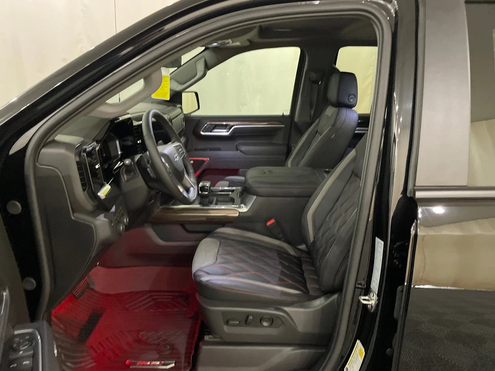 2026 Chevrolet Silverado 1500 RST - Photo 11