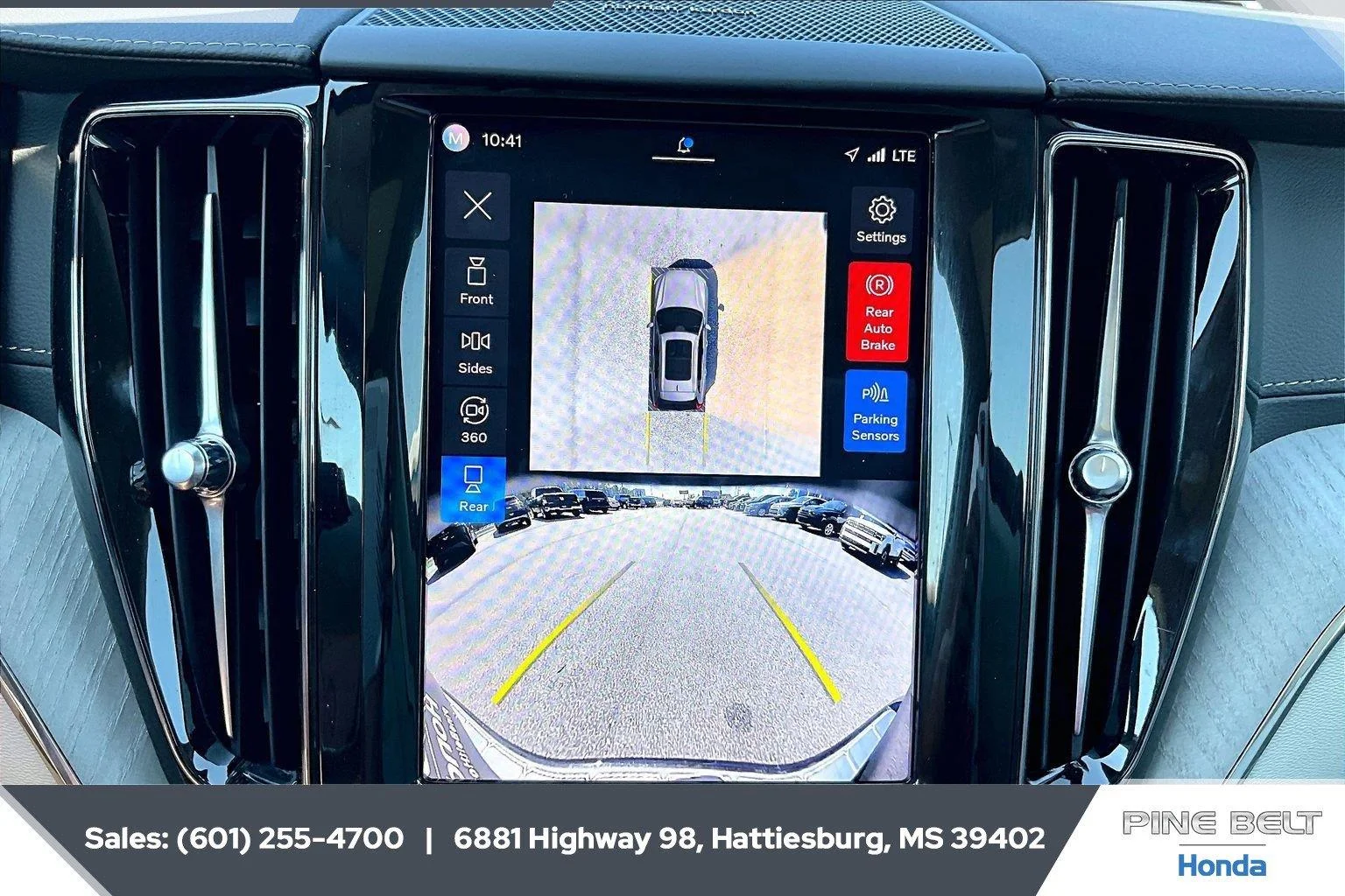 Used 2025 Onyx Black Metallic Volvo Ultra image 15