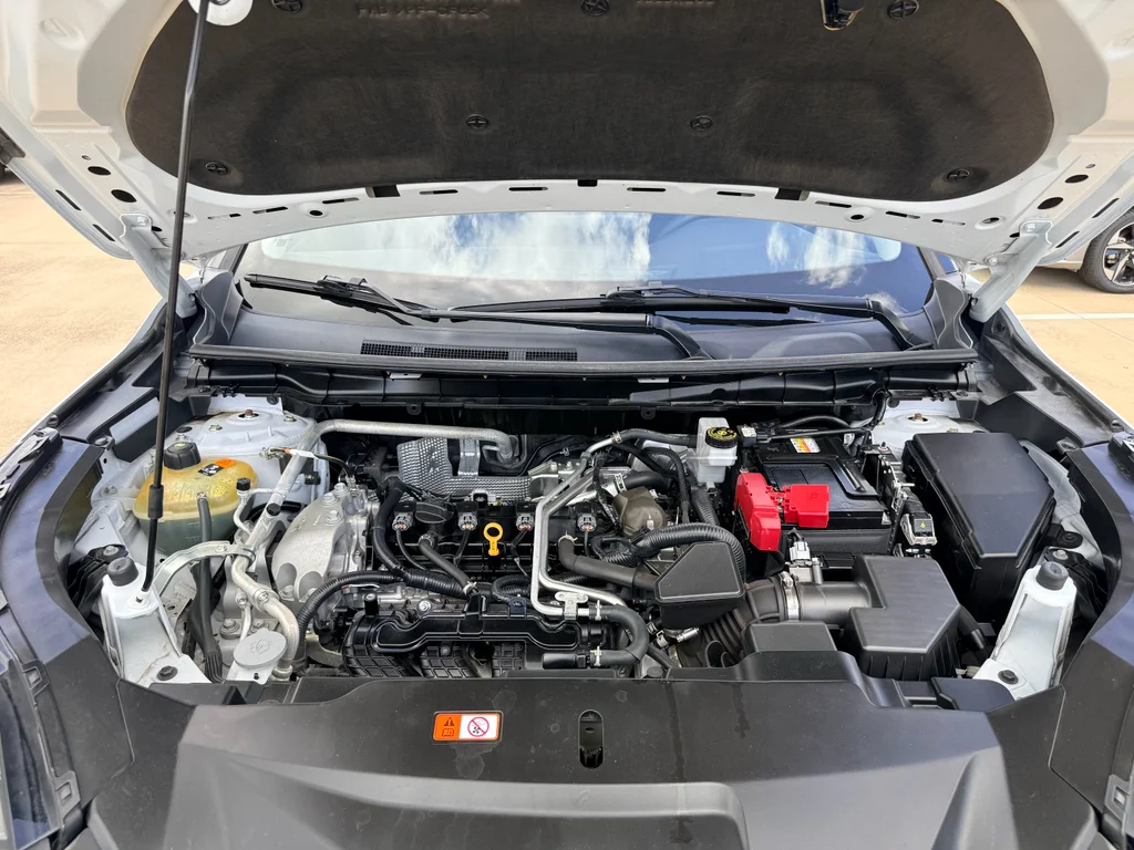 Used 2023  Mitsubishi SE Special Edition image 30