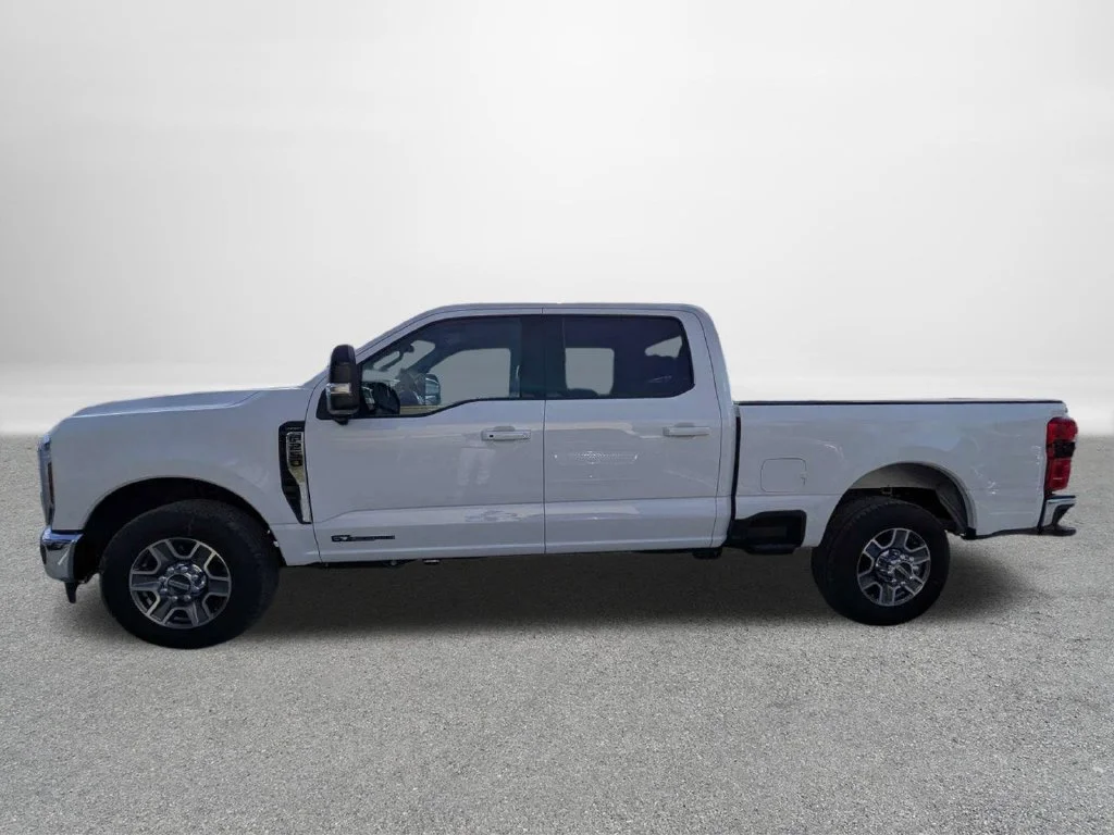 New 2026 Oxford White Ford F-250® Lariat® image 6