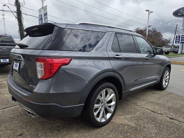 Used 2023 Carbonized Gray Metallic Ford Platinum image 5