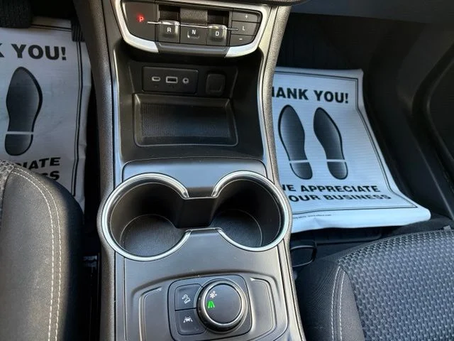 Used 2023 Silver GMC SLE image 17