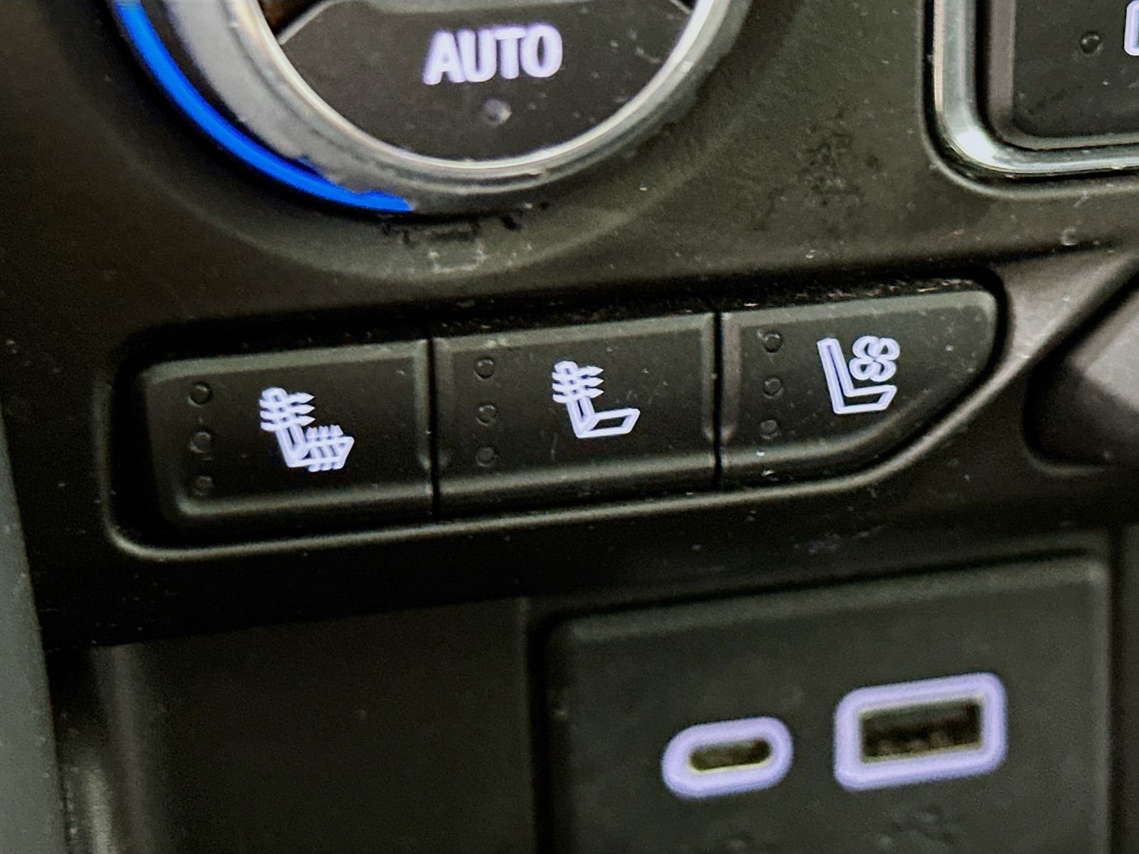 Used 2021 Black Chevrolet High Country image 22