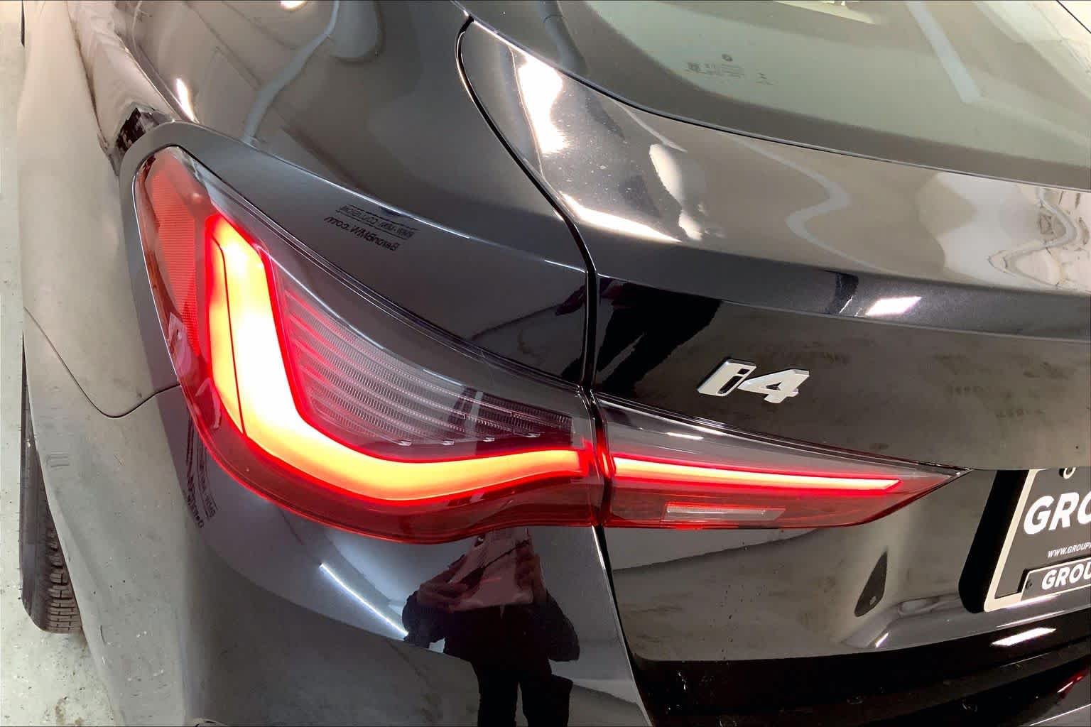 New 2026 Black Sapphire Metallic BMW xDrive40 image 14
