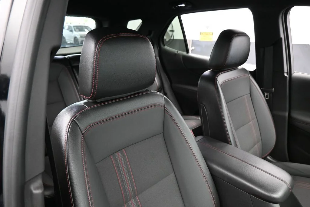 Used 2024 Mosaic Black Metallic Chevrolet RS image 38
