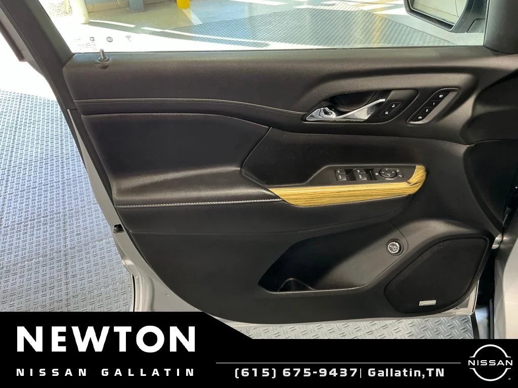 Used 2019 Quicksilver Metallic GMC Denali image 47