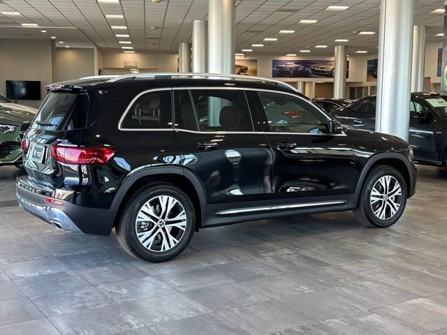 New 2026 Night Black Mercedes-Benz GLB 250 image 33