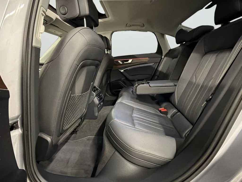 Used 2019 Silver Audi 3.0T Prestige image 17
