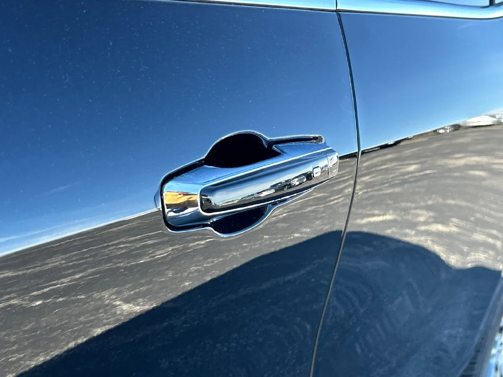2027 GMC Acadia Denali Ultimate - Photo 14