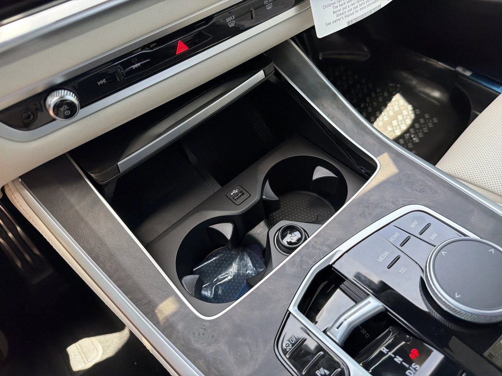 New 2026 Skyscraper Grey Metallic BMW xDrive40i image 37