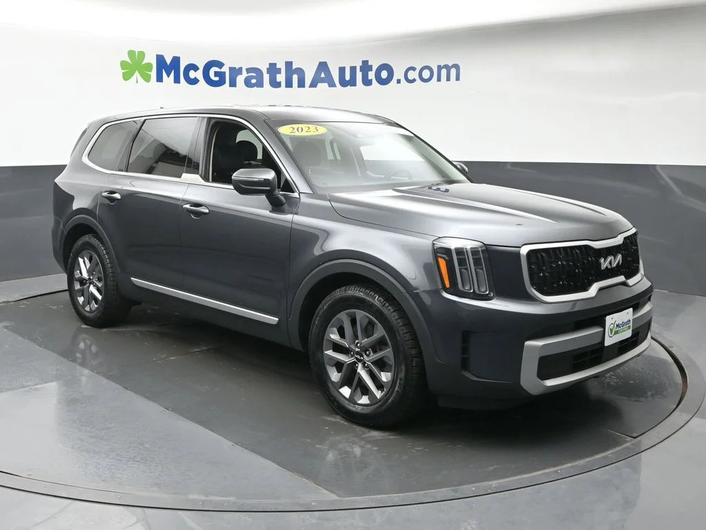 Certified Used 2023 Gray Kia LX image 2