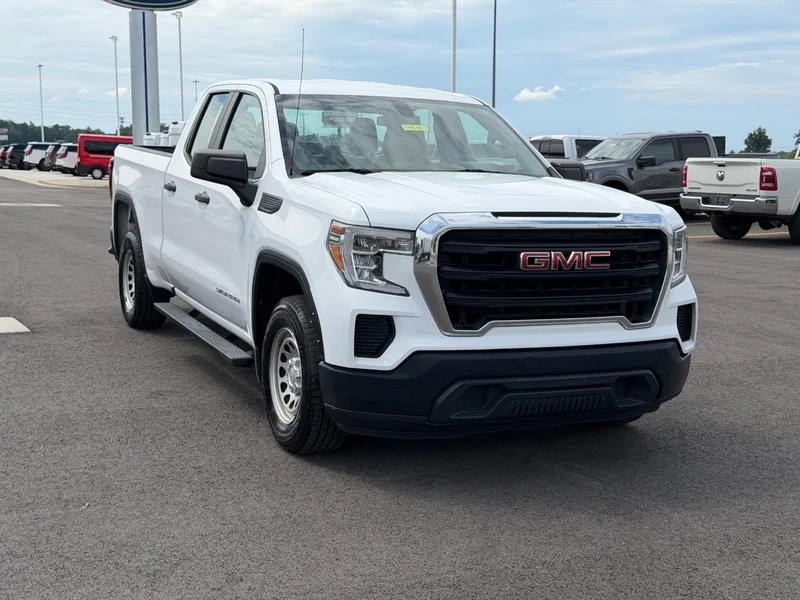 Used 2020 Summit White GMC 2WD Double Cab image 3