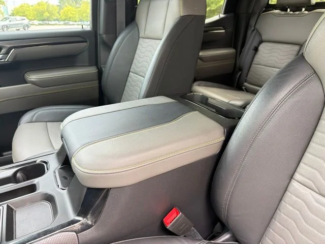Used 2023 White Chevrolet ZR2 image 20