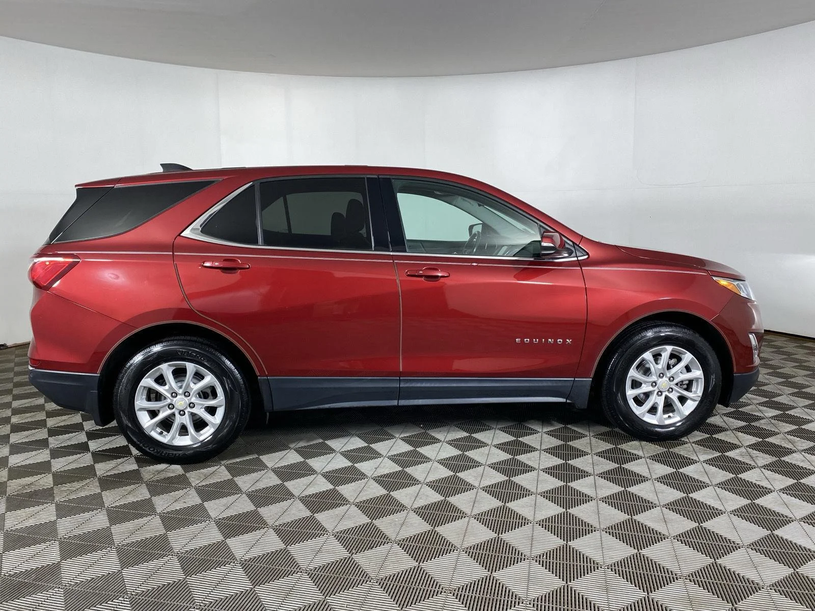Used 2019 Cajun Red Tintcoat Chevrolet LT image 8
