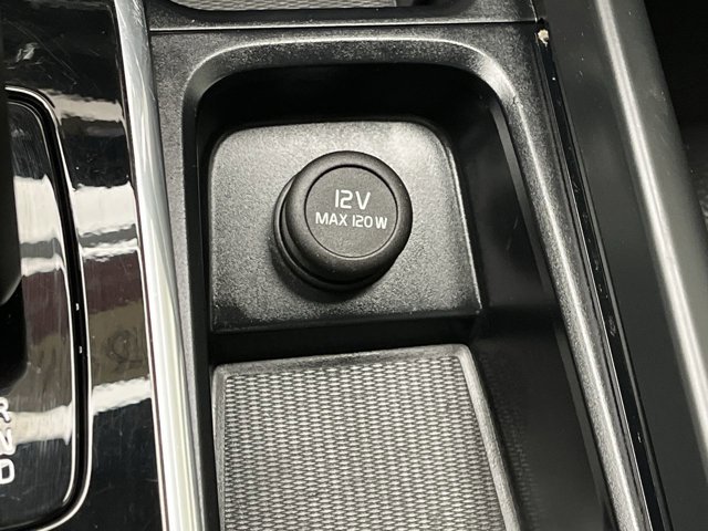 Used 2024 Silver Dawn Metallic Volvo Plus Dark Theme image 22
