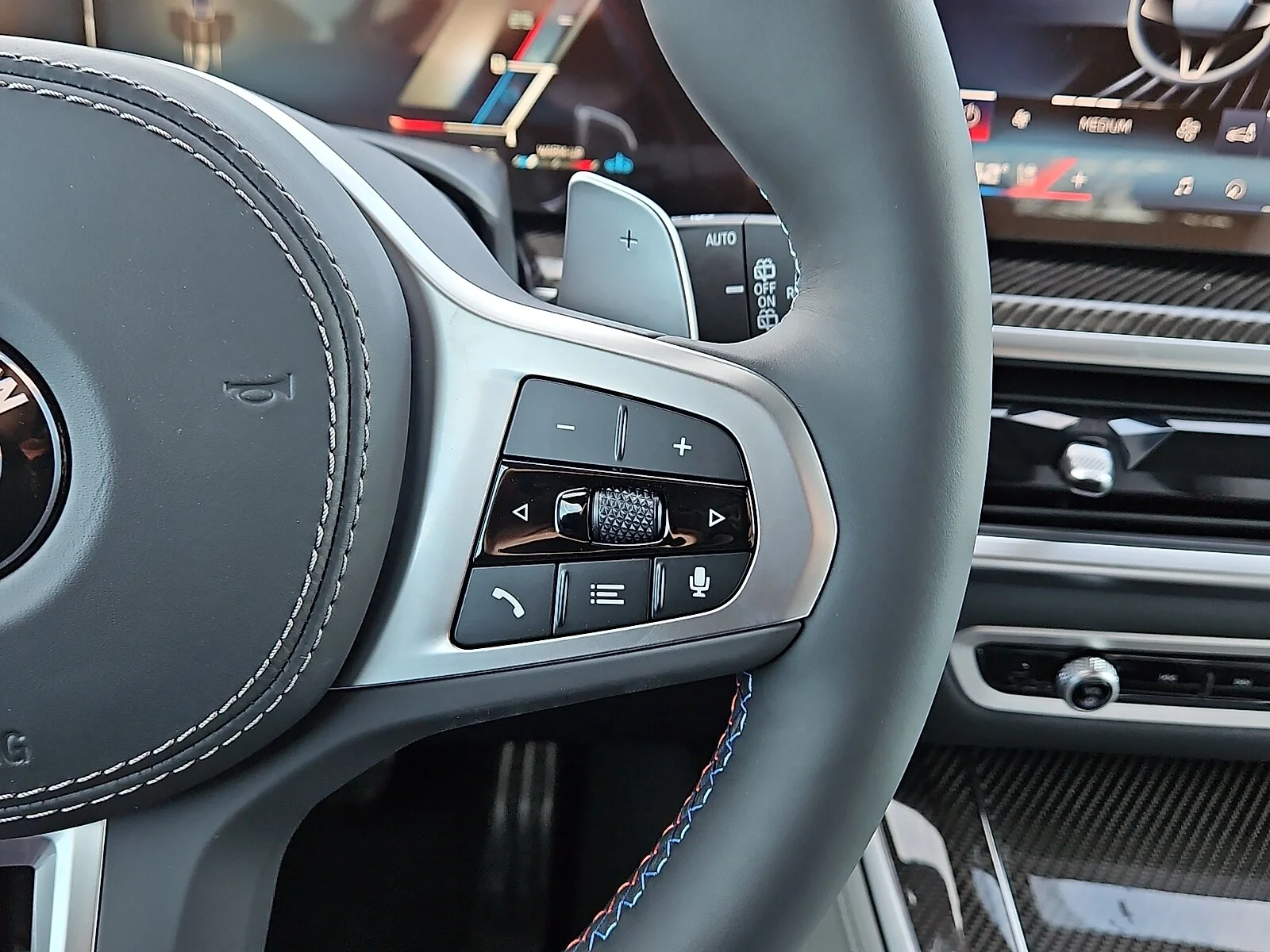 New 2026 Skyscraper Grey BMW M60i All-Wheel Drive Sports Activity Vehicle image 19