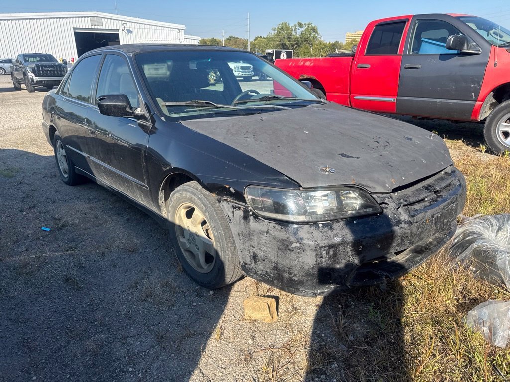 Used 1999 Black Honda EX image 1