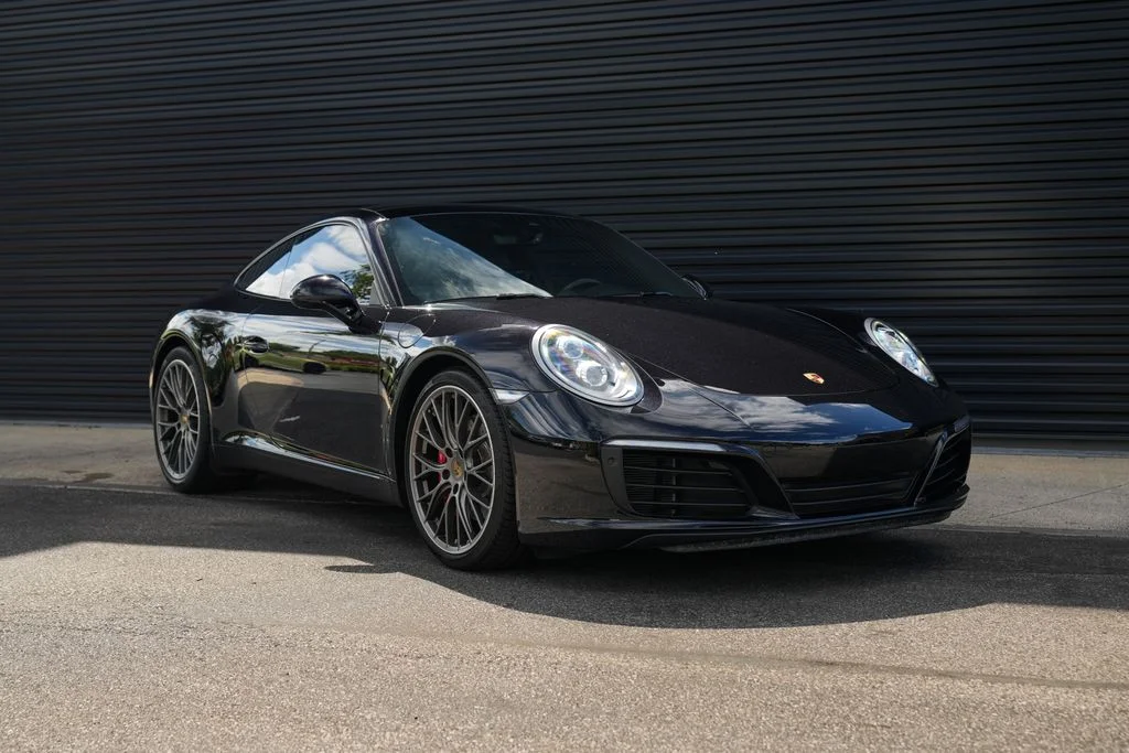 Certified Used 2018  Porsche Carrera S image 33