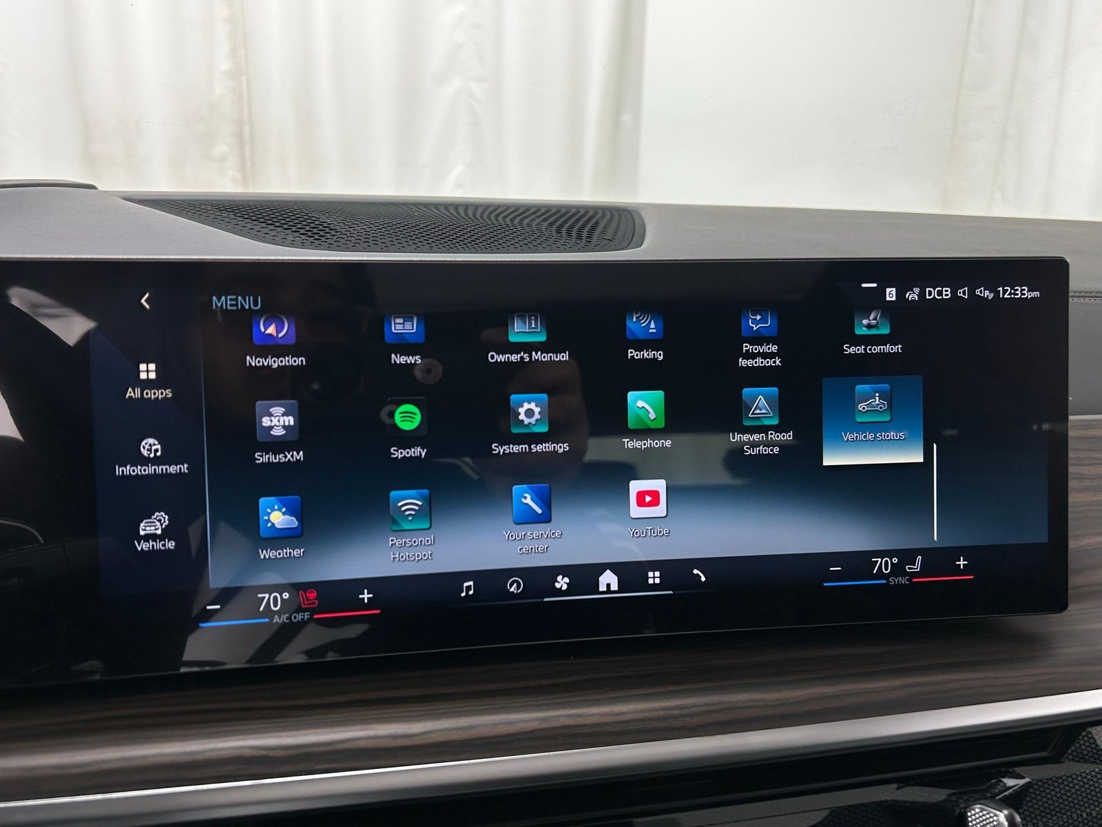 New 2026 Dravit Gray Metallic BMW xDrive50e image 16