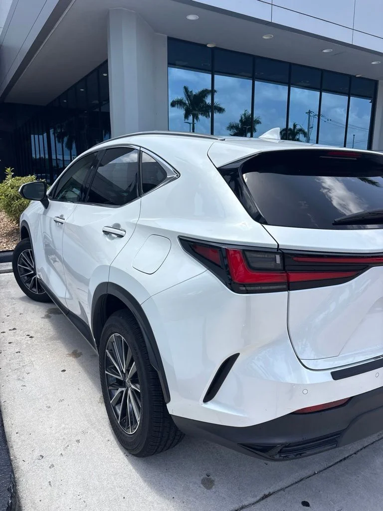 Used 2024 Eminent White Pearl Lexus 250 Premium image 6