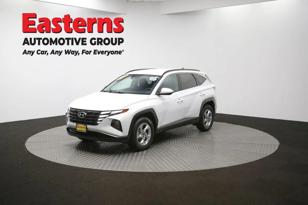 Used 2024 White Hyundai SEL image 55