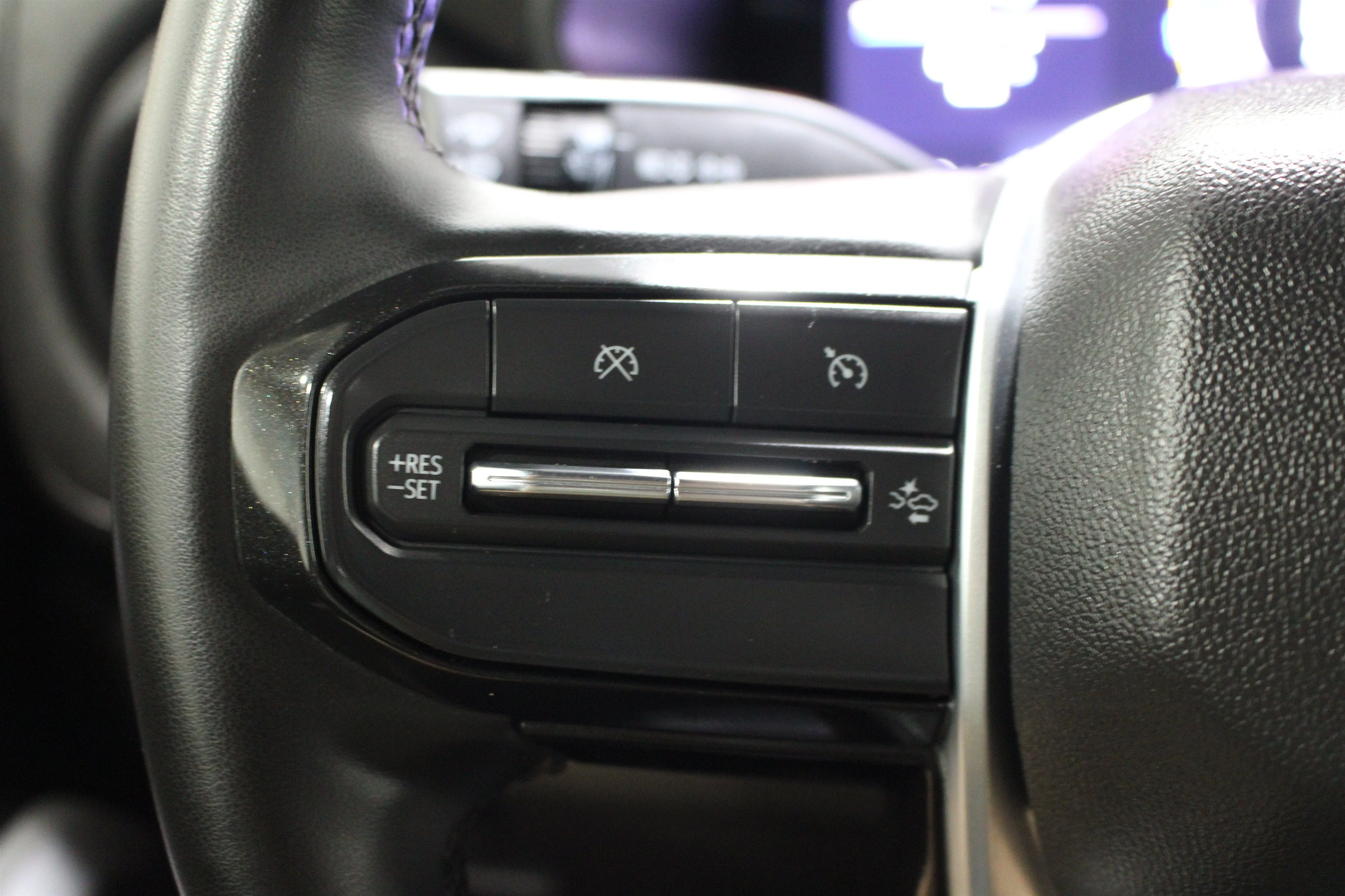 2025 Chevrolet Colorado Trail Boss - Photo 12