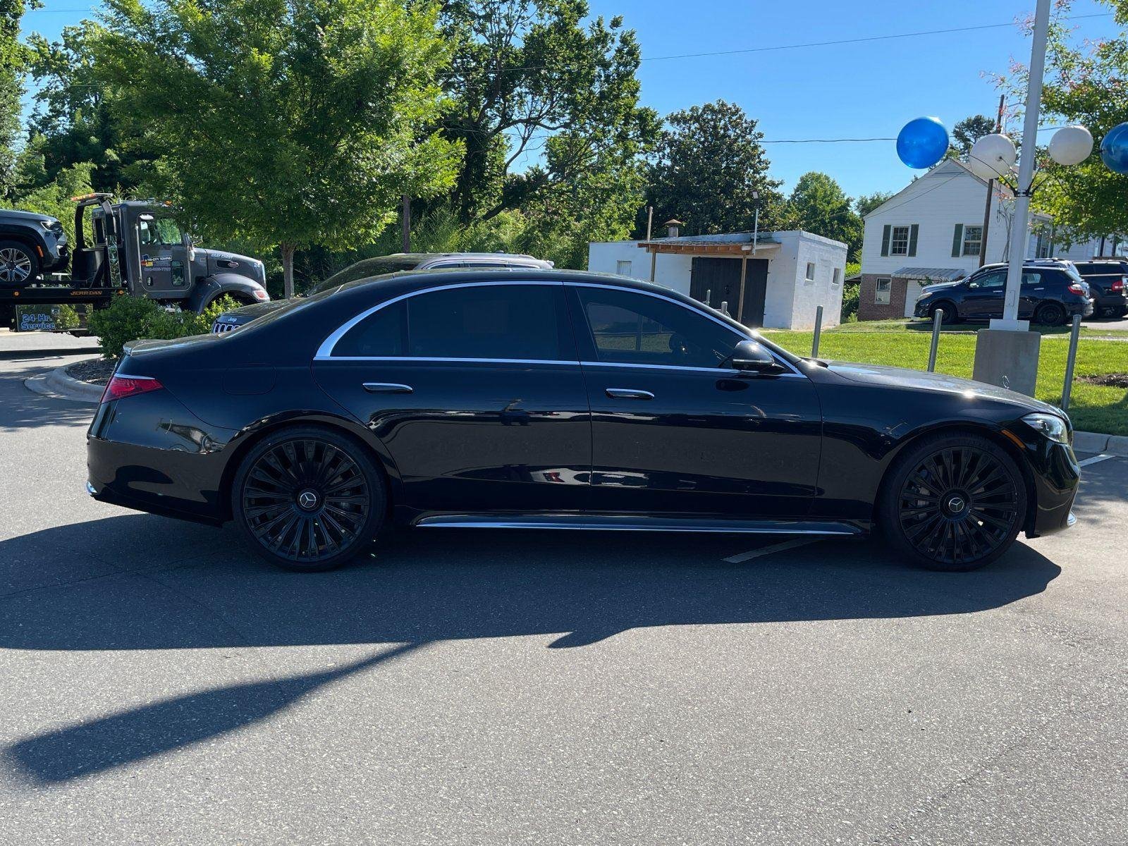 Used 2022 Obsidian Black Metallic Mercedes-Benz S 580 image 6